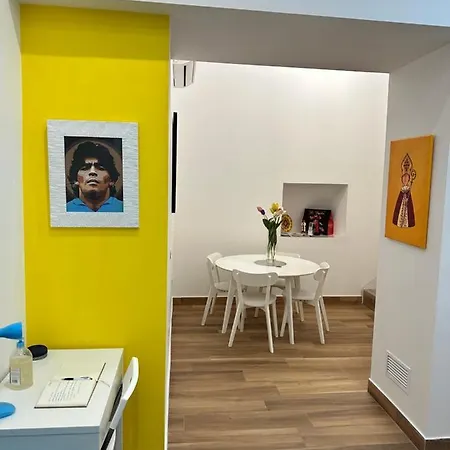 Daire Dimora Spaccanapoli Napoli